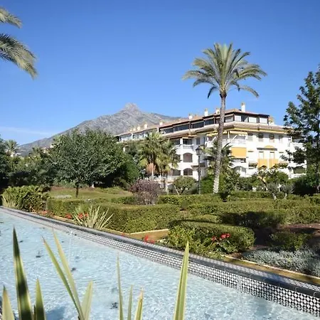 Dama De Noche Marbella-puerto Banus Apartment *